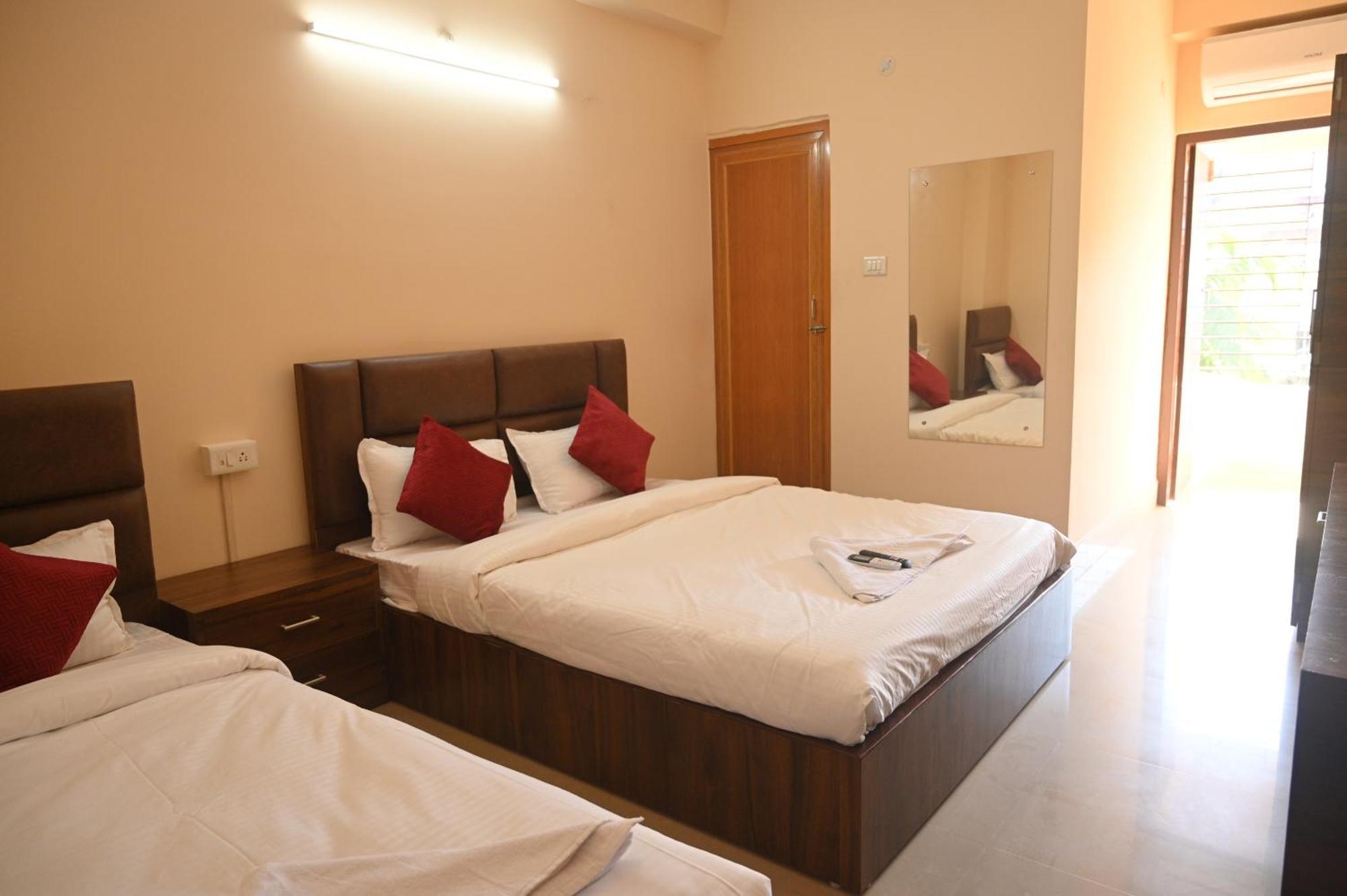 Sunflower Guest House Guwahati Esterno foto