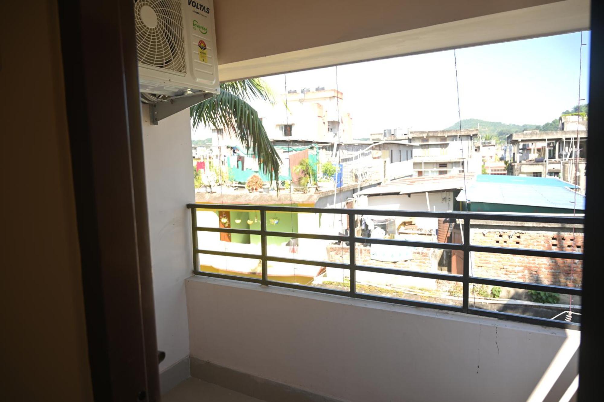 Sunflower Guest House Guwahati Esterno foto
