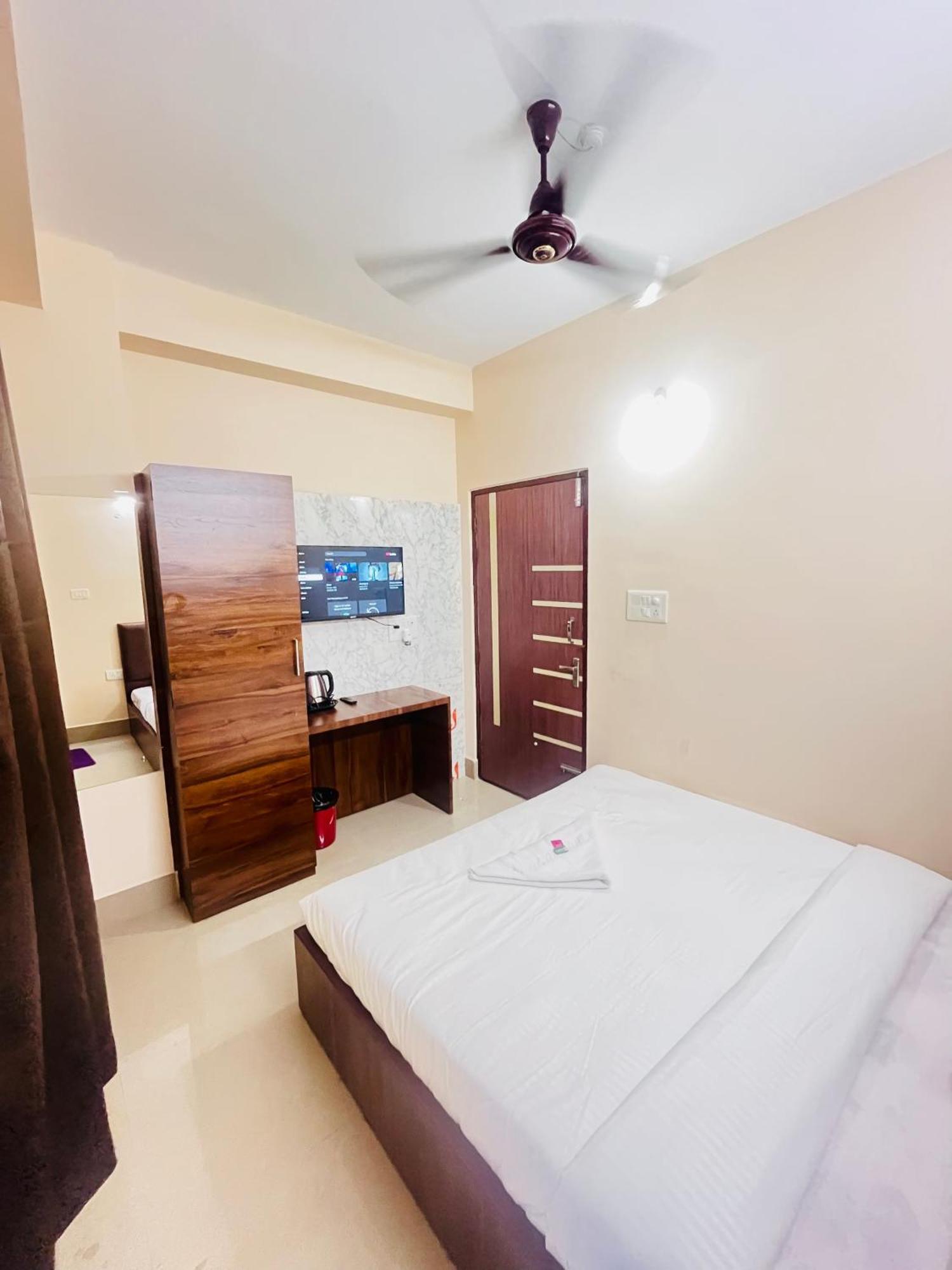 Sunflower Guest House Guwahati Esterno foto